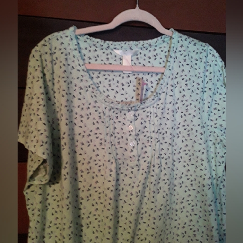 NWOT Adonna Sleepwear XL Beautiful Green Floral Short Sleeve Feminine Nightgown